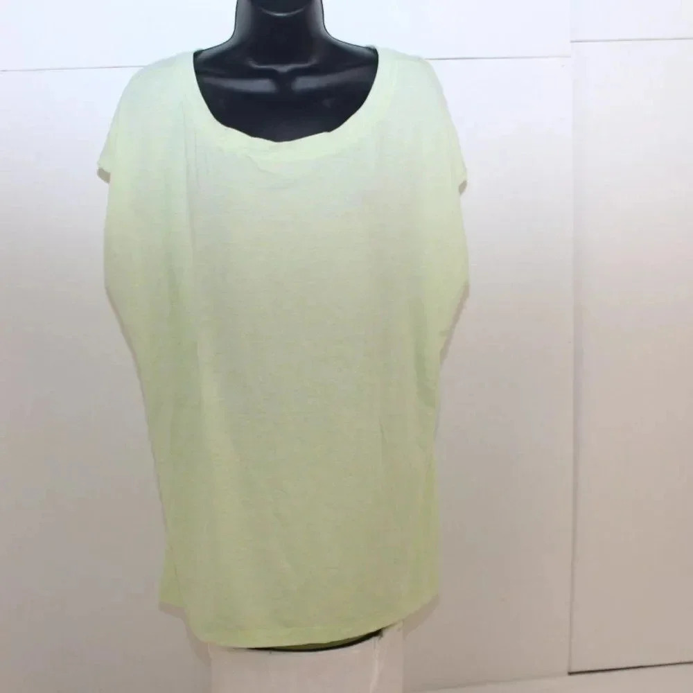 ZELLA Top